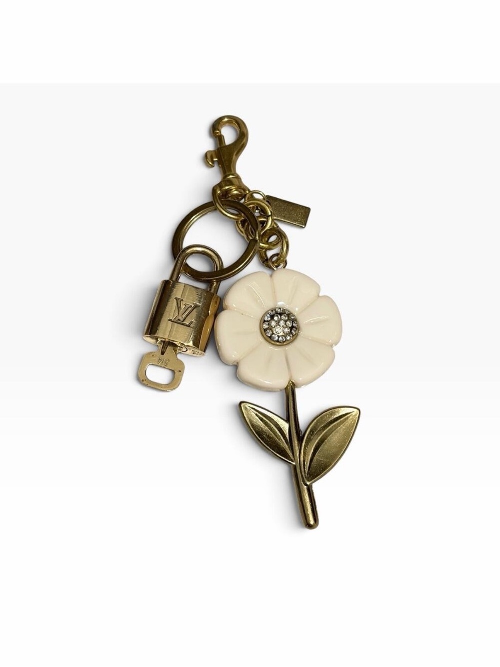 Louis Vuitton Lock & Key #314 w/a White Flower Rhinestone Charm Keychain